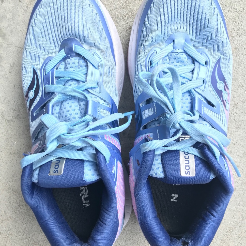 Saucony ISO EVERRUN shoes